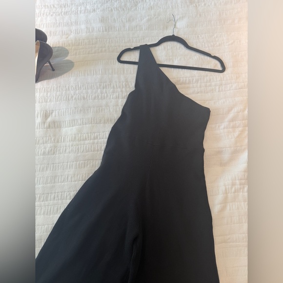 One Shoulder Black Women's Jumpsuit - Picture 5 of 7